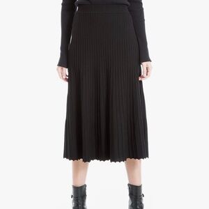 Women's NINETY CLOTHING CO knitted Pleated Maxi Skirt